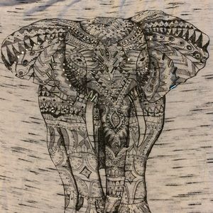T-shirt with elephant design